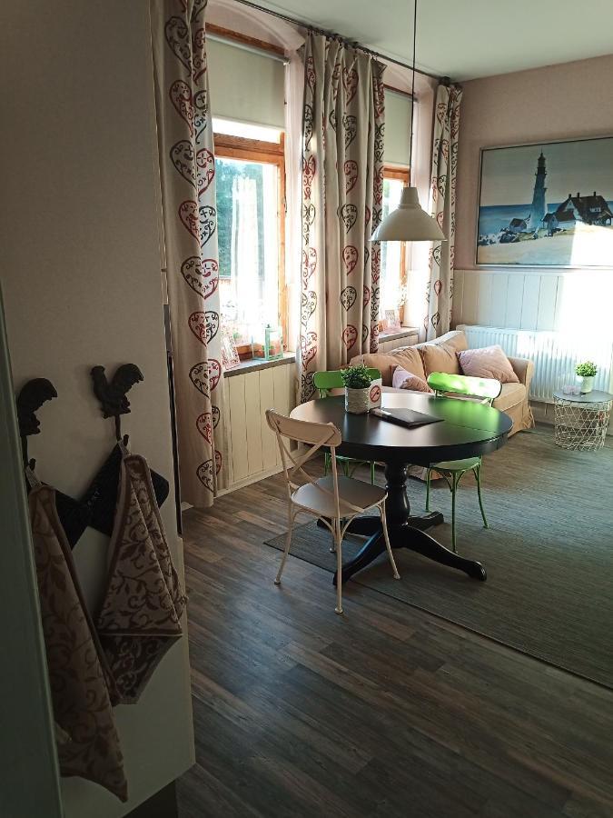 エルスニッツ Zur Friedrichsruh Bed & Breakfast エクステリア 写真